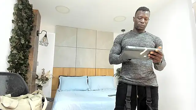 MarcusBlack  online show from January 14, 2026, 12:42 pm