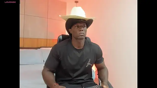 MarcusBlack  online show from April 23, 2026, 12:22 pm