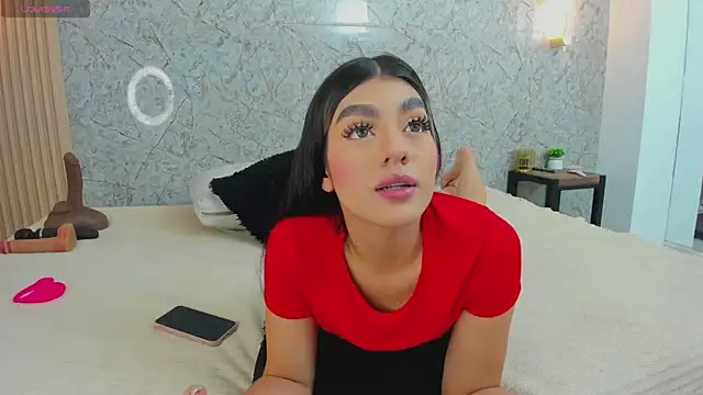 Snapshot of Antonella_west chatting on June 4, 2026, 8:46 pm Antonella west online show from June 4, 2026, 8:46 pm