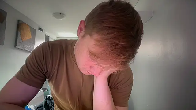 lustylyndon online show from March 18, 2026, 4:41 pm