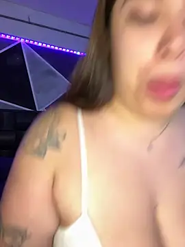 jazminslut online show from May 7, 2026, 2:38 am