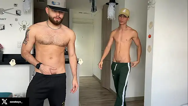 Snapshot of zoneboys chatting on October 8, 2025, 9:26 pm zoneboys online show from October 8, 2025, 9:26 pm