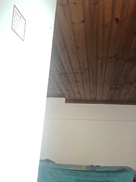 Snapshot of nasdaq325 chatting on December 16, 2025, 5:17 pm nasdaq325 online show from December 16, 2025, 5:17 pm