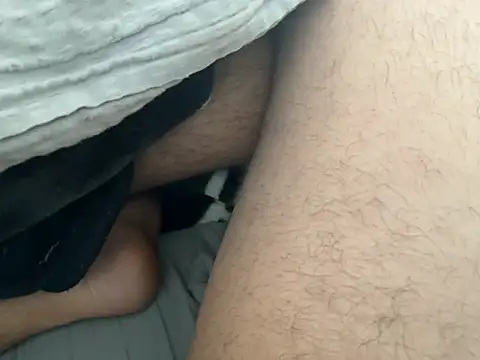 Snapshot of Me97 chatting on October 12, 2025, 1:56 pm Me97 online show from October 12, 2025, 1:56 pm