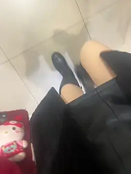 Snapshot of xiaoyuan01 chatting on December 1, 2025, 1:39 am xiaoyuan01 online show from December 1, 2025, 1:39 am