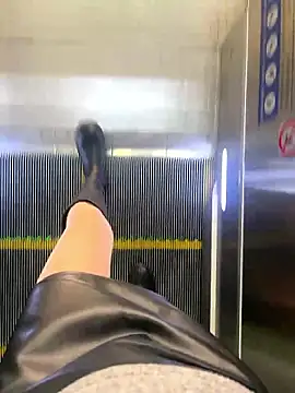 Snapshot of xiaoyuan01 chatting on November 2, 2025, 1:32 am xiaoyuan01 online show from November 2, 2025, 1:32 am