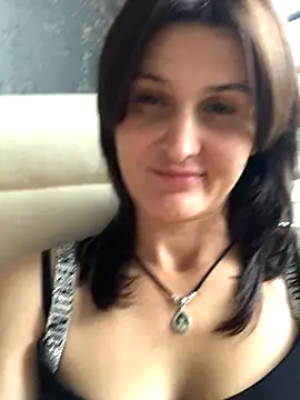 Snapshot of NikaSwan2831 chatting on October 20, 2025, 10:49 am NikaSwan2831 online show from October 20, 2025, 10:49 am