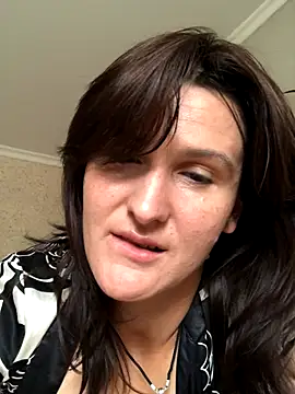 Snapshot of NikaSwan2831 chatting on September 17, 2025, 10:28 am NikaSwan2831 online show from September 17, 2025, 10:28 am