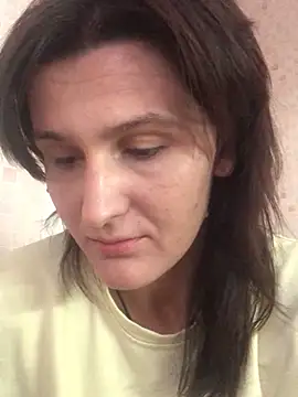 Snapshot of NikaSwan2831 chatting on September 9, 2025, 6:34 am NikaSwan2831 online show from September 9, 2025, 6:34 am