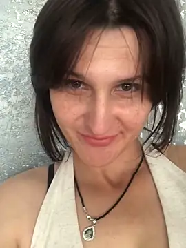 Snapshot of NikaSwan2831 chatting on September 11, 2025, 12:27 pm NikaSwan2831 online show from September 11, 2025, 12:27 pm