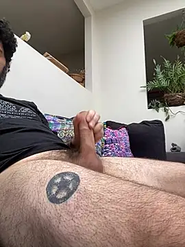 uto857 online show from March 8, 2026, 4:43 pm