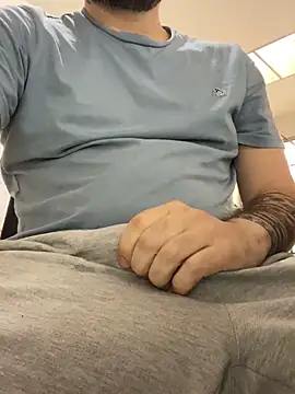 uto857 online show from March 11, 2026, 2:33 pm