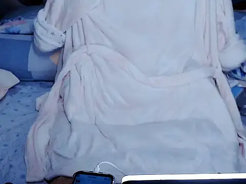 Snapshot of Sweet-Xiaowen chatting on November 18, 2025, 4:32 pm Sweet-Xiaowen online show from November 18, 2025, 4:32 pm