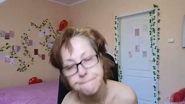 Ronda Roni online show from April 11, 2026, 11:25 am