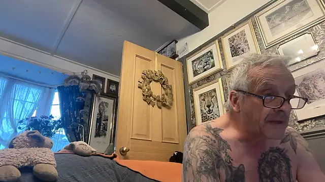 poggles online show from March 24, 2026, 6:13 am