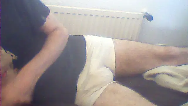 Snapshot of rimbaud77 chatting on August 7, 2026, 12:00 pm rimbaud77 online show from August 7, 2026, 12:00 pm