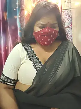 Liyaa 24 online show from July 29, 2026, 3:33 pm