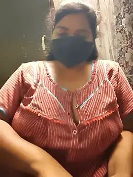 Snapshot of Liyaa_24 chatting on June 19, 2026, 5:08 pm Liyaa 24 online show from June 19, 2026, 5:08 pm