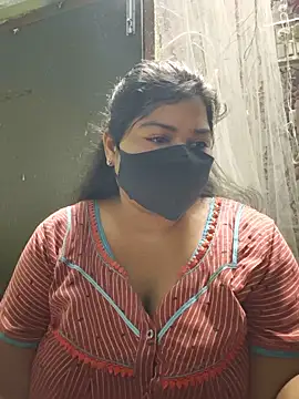 Snapshot of Liyaa_24 chatting on June 17, 2026, 4:06 pm Liyaa 24 online show from June 17, 2026, 4:06 pm