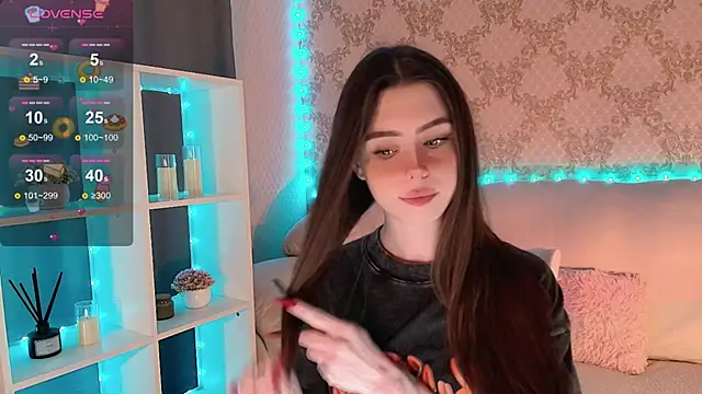 Snapshot of HolyMiax chatting on May 26, 2026, 3:26 am HolyMiax online show from May 26, 2026, 3:26 am