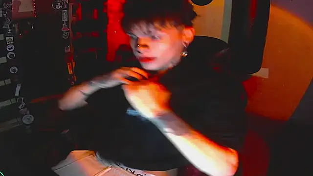 Snapshot of prince_x_dark chatting on October 27, 2025, 7:26 pm prince x dark online show from October 27, 2025, 7:26 pm