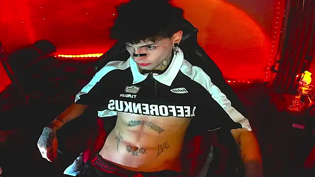 prince x dark online show from December 21, 2025, 7:43 am