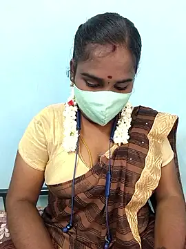 Snapshot of Tamil_riyalini12 chatting on May 21, 2026, 12:35 pm Tamil riyalini12 online show from May 21, 2026, 12:35 pm