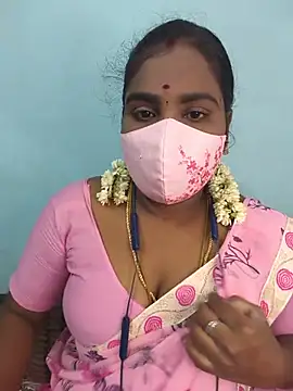 Snapshot of Tamil_riyalini12 chatting on May 20, 2026, 5:59 am Tamil riyalini12 online show from May 20, 2026, 5:59 am