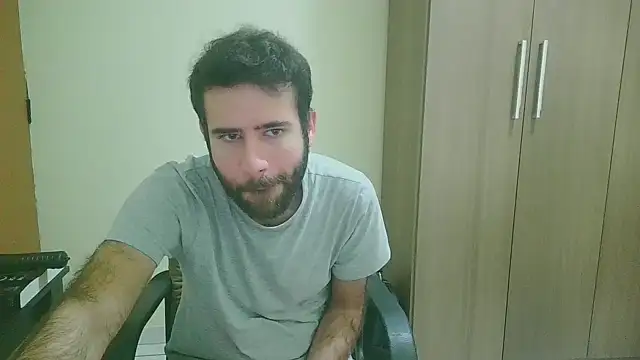 Snapshot of fthrfthr chatting on April 8, 2026, 2:02 am fthrfthr online show from April 8, 2026, 2:02 am