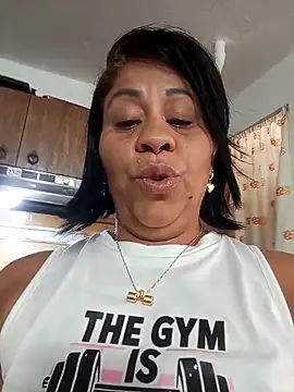 Snapshot of andrea_sweet8 chatting on November 17, 2025, 3:27 pm andrea sweet8 online show from November 17, 2025, 3:27 pm