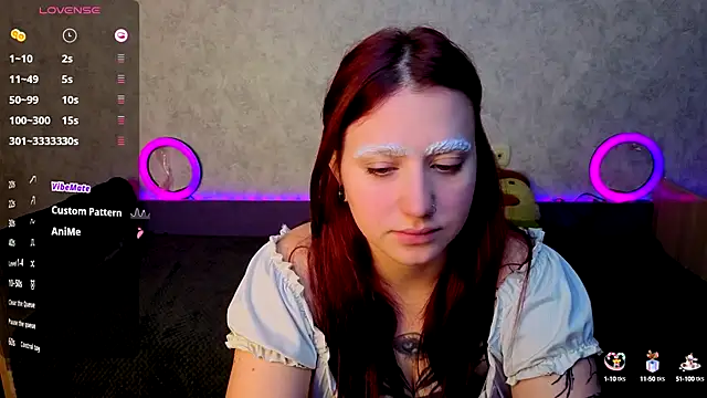 Snapshot of Mini_Lady1 chatting on October 11, 2025, 9:32 am Mini Lady1 online show from October 11, 2025, 9:32 am