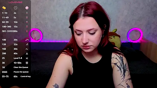 Snapshot of Mini_Lady1 chatting on October 12, 2025, 7:32 am Mini Lady1 online show from October 12, 2025, 7:32 am