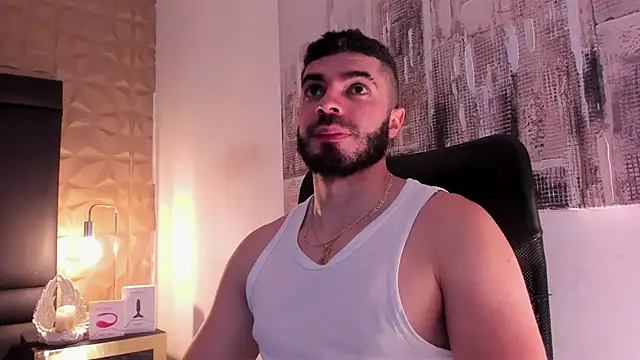 Snapshot of AxelThompson_ chatting on October 26, 2025, 1:11 pm AxelThompson online show from October 26, 2025, 1:11 pm