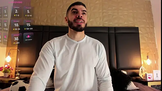 Snapshot of AxelThompson_ chatting on October 11, 2025, 11:22 am AxelThompson online show from October 11, 2025, 11:22 am