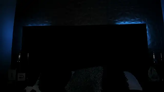 Snapshot of AxelThompson_ chatting on November 14, 2025, 11:36 am AxelThompson online show from November 14, 2025, 11:36 am