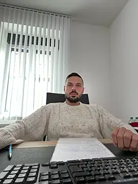 yourdreamboy17 online show from June 15, 2026, 8:47 am
