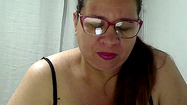 Snapshot of luciana69hot chatting on March 18, 2026, 2:08 pm luciana69hot online show from March 18, 2026, 2:08 pm