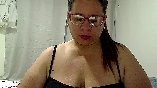 Snapshot of luciana69hot chatting on March 16, 2026, 5:05 pm luciana69hot online show from March 16, 2026, 5:05 pm