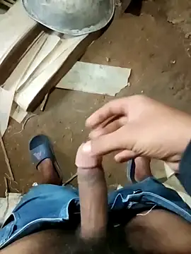 Snapshot of zim200 chatting on November 11, 2025, 3:56 am zim200 online show from November 11, 2025, 3:56 am