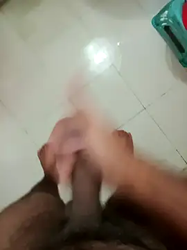 Snapshot of zim200 chatting on October 7, 2025, 6:25 am zim200 online show from October 7, 2025, 6:25 am