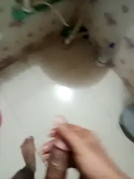 Snapshot of zim200 chatting on February 11, 2026, 12:10 am zim200 online show from February 11, 2026, 12:10 am