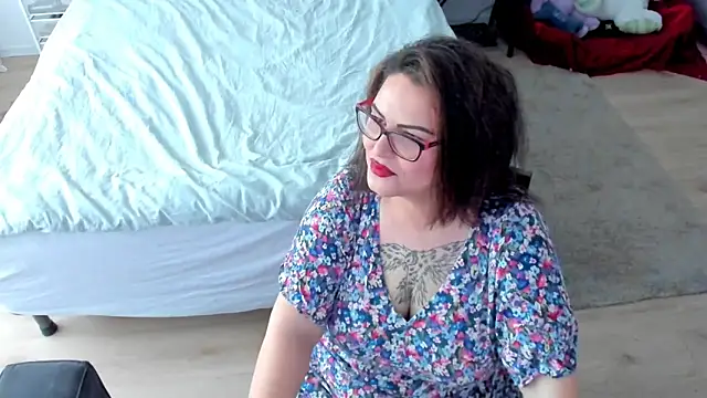 Snapshot of Squirt_Kimm chatting on November 13, 2025, 10:08 am Squirt Kimm online show from November 13, 2025, 10:08 am