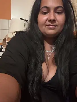 Melissa10 online show from October 21, 2025, 7:35 pm