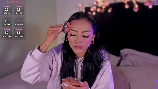 Snapshot of im-isabella chatting on March 4, 2026, 9:44 pm im-isabella online show from March 4, 2026, 9:44 pm