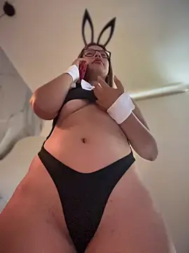 Snapshot of sara_calderon chatting on October 31, 2025, 1:30 pm sara calderon online show from October 31, 2025, 1:30 pm