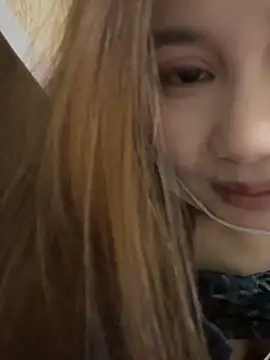 uulove521 online show from September 9, 2025, 12:58 pm