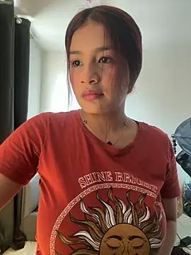 Snapshot of indialatin chatting on November 19, 2025, 4:51 pm indialatin online show from November 19, 2025, 4:51 pm