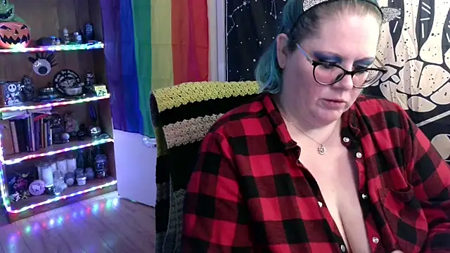 Snapshot of Kinky_Witch chatting on December 1, 2025, 3:46 pm Kinky Witch online show from December 1, 2025, 3:46 pm