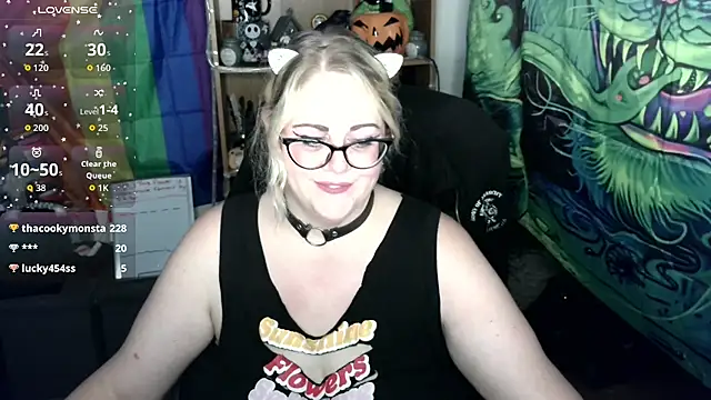 Snapshot of Kinky_Witch chatting on July 28, 2026, 4:42 am Kinky Witch online show from July 28, 2026, 4:42 am