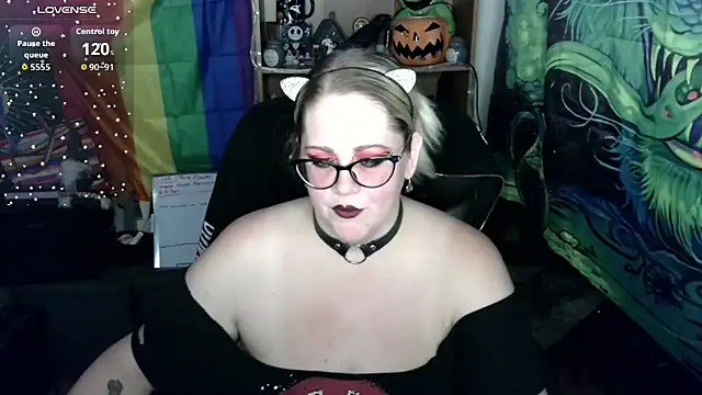 Snapshot of Kinky_Witch chatting on July 29, 2026, 11:04 pm Kinky Witch online show from July 29, 2026, 11:04 pm
